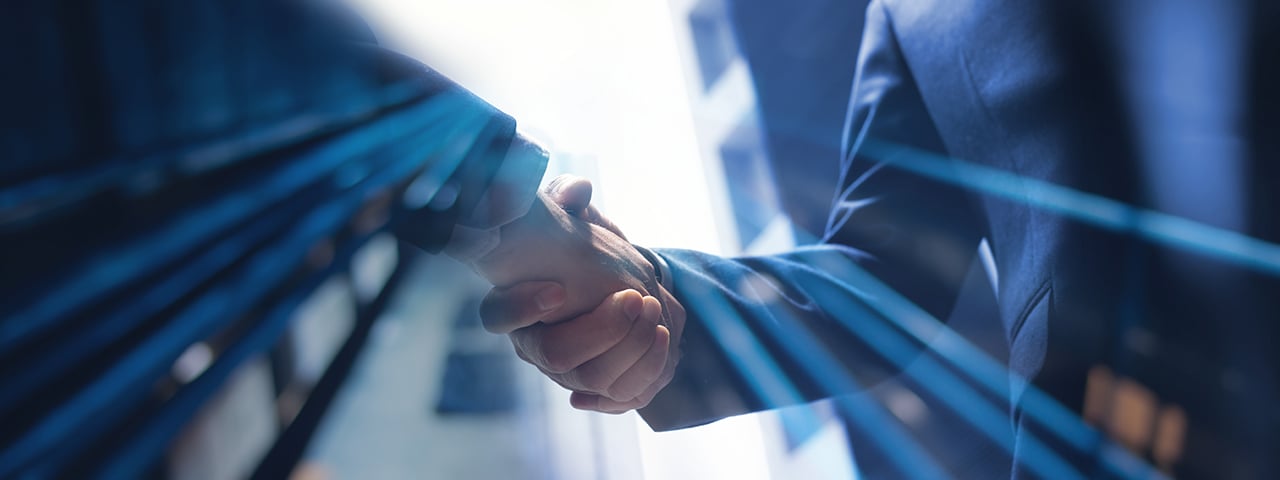 Scaling Up for Peak Periods Offshore vs. Onshore Staffing Strategies Compared